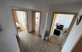 Apartament 4 camere , 75 mp - zona Cetate-Mercur 
