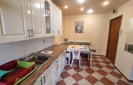 Apartament 2 camere, decomandat, Cetate.