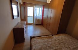 Apartament 2 camere, decomandat, Cetate.