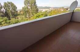 Apartament 3 camere, 2 bai, 78 mp, terasa, parcare, zona Centrala