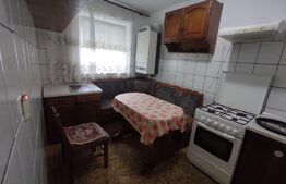 Apartament 4 camere, 2 bai, balcon - Cetate