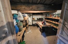 Casa de 160 mp, teren 1672 mp, zona Paclisa