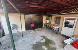 Casa de 160 mp, teren 1672 mp, zona Paclisa