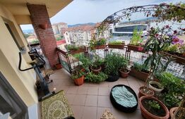 Apartament 4 camere, 97.30 mp, balcon, zona Mercur Mall 