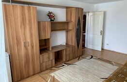 Apartament 3 camere, 66 mp, decomandat, zona Ampoi 1