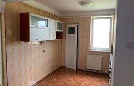 Apartament 3 camere, 66 mp, decomandat, zona Ampoi 1