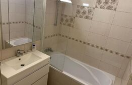 Apartament de 3 camere, 76 mp, zona Centru