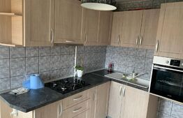 Apartament de 3 camere, 76 mp, zona Centru