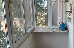 Apartament de 4 camere, decomandat, 85mp, etajul 1, zona Cetate