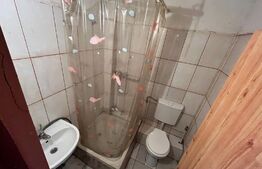 Apartament de 4  camere, 100 mp, decomandat, zona Stadion