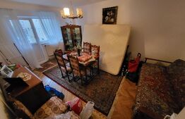 Apartament 4 camere, 77 mp, zona Cetate Liceul Sportiv