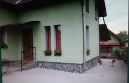 Casa 6 camere, 200 mp, pe teren de 694 mp, Micesti