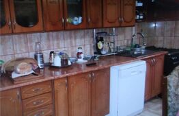 Casa 6 camere, 200 mp, pe teren de 694 mp, Micesti