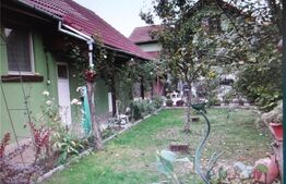 Casa 6 camere, 200 mp, pe teren de 694 mp, Micesti