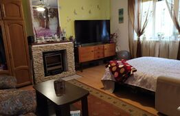 Casa de 170 mp, teren 720 mp, parcare, zona Cetate