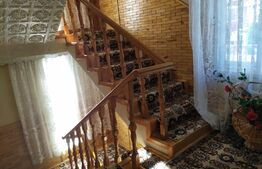 Casă individuală, 305 mp utili, teren 800 mp, zona Cetate - Alba Iulia