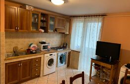 Apartament 3 camere, 80 mp, balcon, zona Cetate