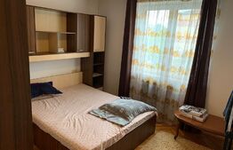 Apartament 3 camere, 80 mp, balcon, zona Cetate