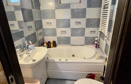 Apartament de 2 camere, decomandat, 40 mp, zona Cetate