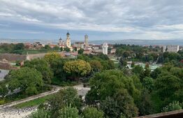 Apartament de 4 camere, 84 mp, zona Cetate