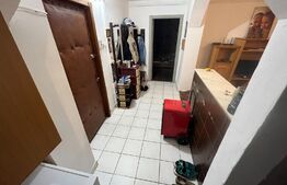 Apartament 3 camere, 77 mp, decomandat, zona Mercur