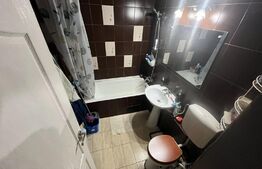 Apartament 3 camere, 77 mp, decomandat, zona Mercur