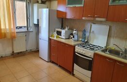 Apartament 3 camere, decomandat, etaj 2, cetate