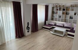 Apartament cu 3 camere 85 mp - Zona Cetate
