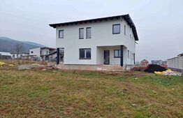 Casa tip duplex 4 camere, zona poligon Micesti