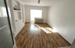 Apartament 3 camere, decomandat, zona Sub Stadion