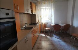 Apartament 3 camere, 2 balcoane, 63 mp, etaj intermediar, Cetate
