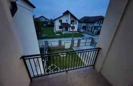 Casă înșiruită cu 4 camere, 120 mp, în zona Micești - Orizont