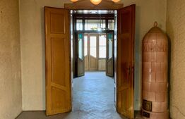 Apartament spatios, 3 camere, balcon, 110 mp, zona Centrala