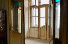 Apartament spatios, 3 camere, balcon, 110 mp, zona Centrala