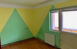 Apartament 5 camere, 2 balcoane, etaj intermediar, zona Vlaicu