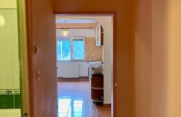 Apartament 5 camere, 2 balcoane, etaj intermediar, zona Vlaicu