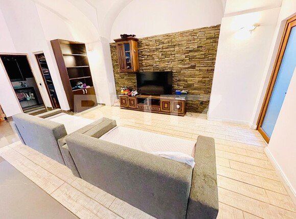 Apartament de vânzare 4 camere Central - 100557AV | BLITZ Arad | Poza1