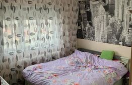 Apartament 3 camere cu balcon, 125 mp, etaj intermediar, zona Vlaicu