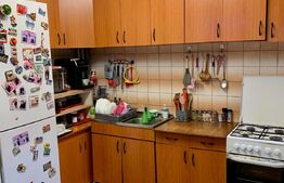 Apartament 3 camere cu balcon, 125 mp, etaj intermediar, zona Vlaicu