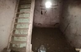 Casa de renovat/demolat, teren 1440 mp, Felnac