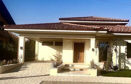 Casa superba, 4 camere, 175 mp, Aradul Nou