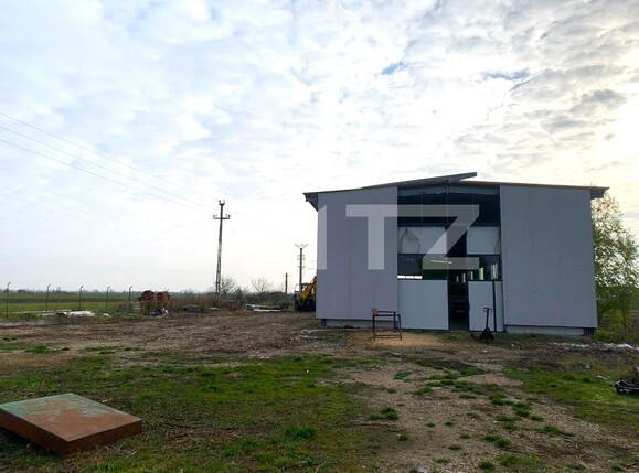 Spațiu industrial de închiriat Est - 103428SII | BLITZ Arad | Poza1