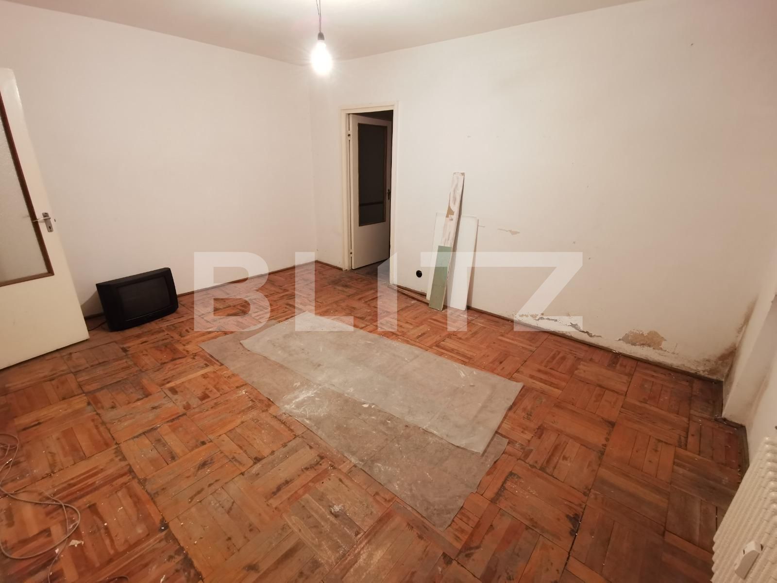 Apartament de vânzare 2 camere P-ta Garii - 103773AV | BLITZ Arad | Poza2