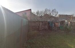 Casa 100 mp utili, teren 200 mp, doua corpuri+gradina, Gradiste