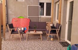 Casa 100 mp utili, teren 200 mp, doua corpuri+gradina, Gradiste