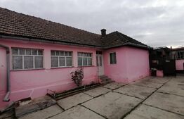 Casa 3 camere, teren 700 mp, doua fronturi stradale, Galșa