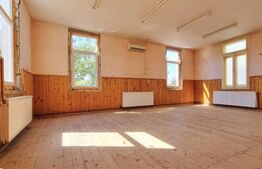 Casa individuala, 200 mp utili, teren cu 480 mp, Poltura