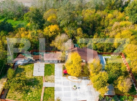 Casa de vânzare 10 camere 3 Insule - 104909CV | BLITZ Arad | Poza1