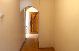 Apartament 3 camere, decomandat,  75 mp, zona Micalaca 300