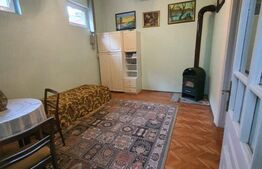 Casa 3 camere, 70 mp, Central